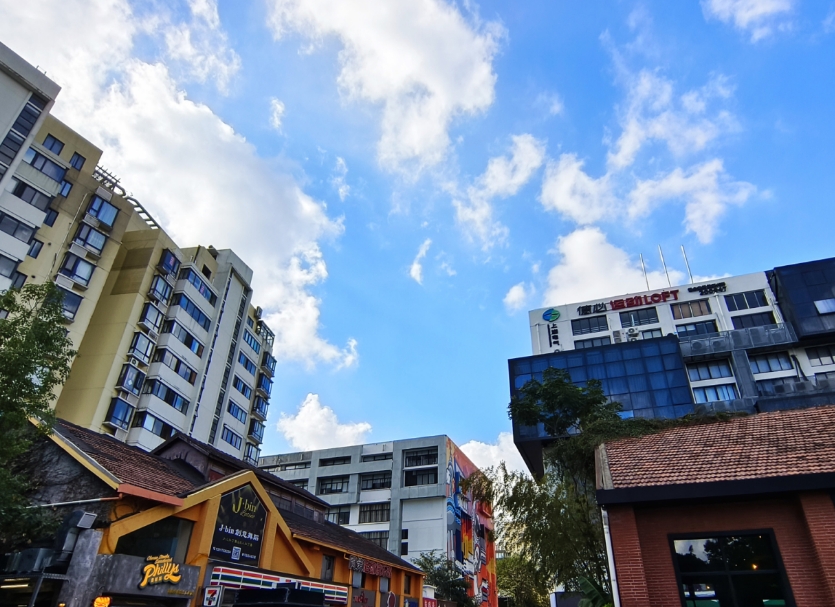 上海虹口德必運動 LOFT：運動基因×創(chuàng)意辦公，打造北外灘活力產(chǎn)業(yè)社區(qū)